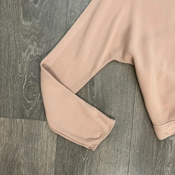 Aritzia Wilfred Women’s Loan Blouse Tie up Open Back Satin Crepe Roebuck XXS - Picture 6 of 12